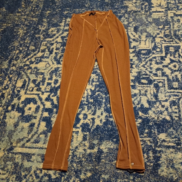 Pretty Little Things Brown And Cream Stitch Leggins Sz 6 - Picture 1 of 3